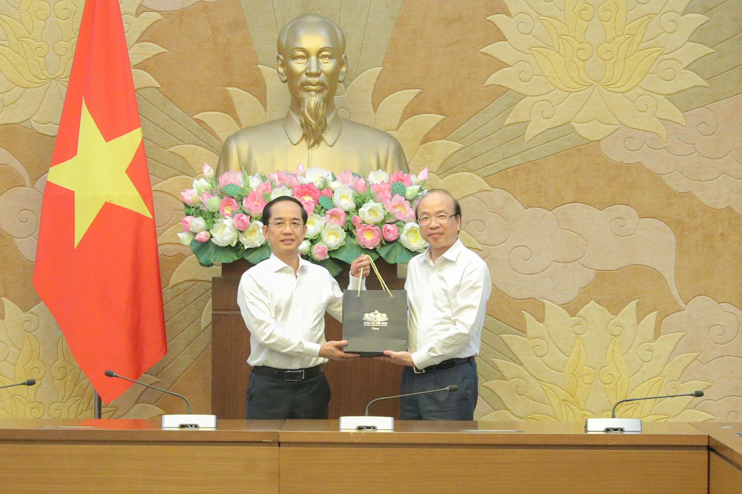 anh tin bai