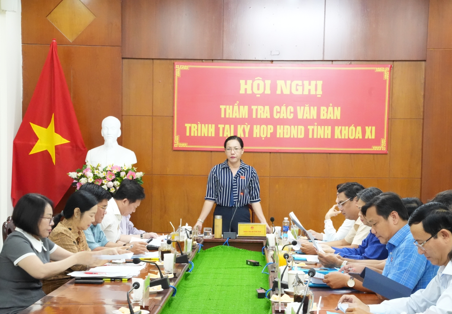Ban Văn hóa – Xã hội tiếp tục thẩm tra văn bản trình Kỳ họp thứ 5