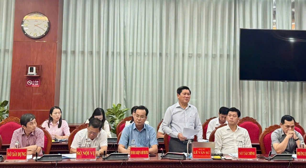 Đoàn ĐBQH tỉnh làm việc với UBND tỉnh: Tiếp tục hoàn thiện cơ chế phân cấp, phân quyền