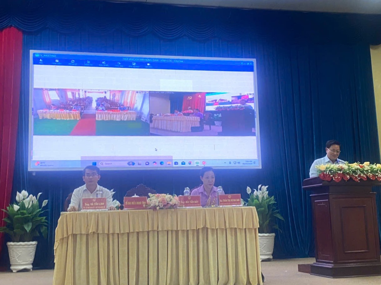 Tổ Đại biểu HĐND tỉnh số 12 tiếp xúc cử tri tại xã Hồng Dân (trực tuyến với xã Vĩnh Lộc), tại xã Ninh Quới (trực tuyến với xã Ninh Thành Lợi)