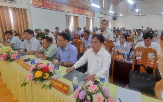 Tổ đại biểu đại biểu Hội đồng nhân dân tỉnh số 11  Tiếp xúc cử tri sau kỳ họp thứ 4