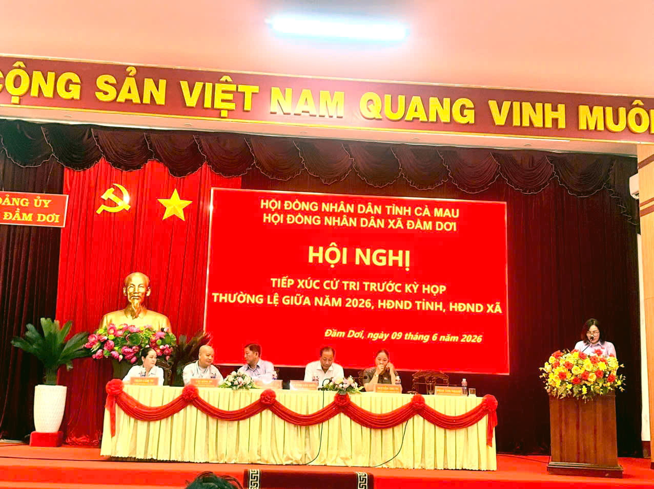 Tổ Đại biểu HĐND tỉnh số 10 tiếp xúc cử tri tại xã Đầm Dơi